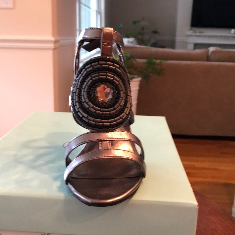 Jessica Simpson shoe - Picture 2 of 4
